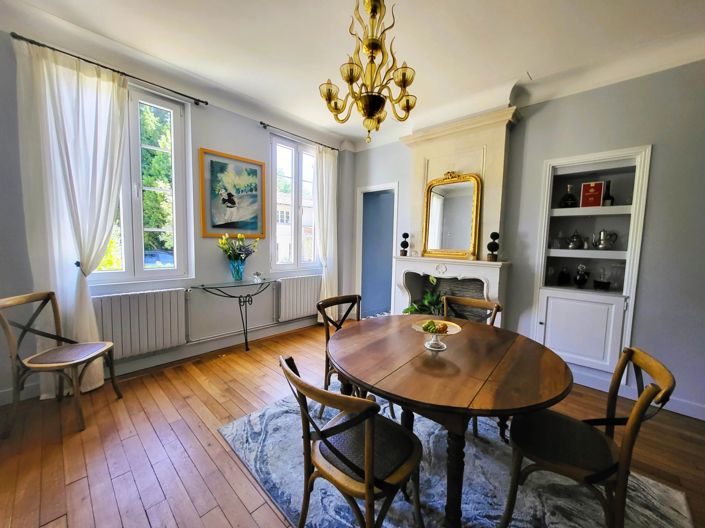 Image No.4-6 Bed House for sale