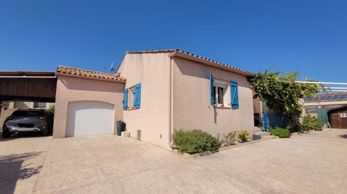 Image No.1-4 Bed House for sale