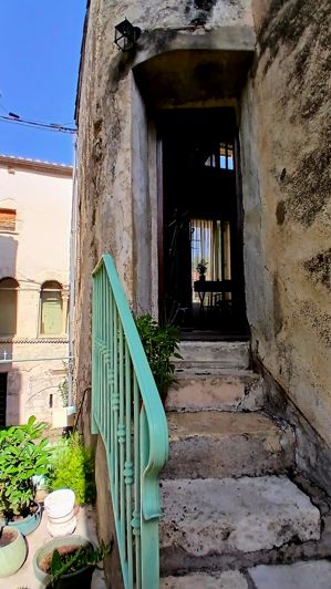 Image No.7-3 Bed House for sale