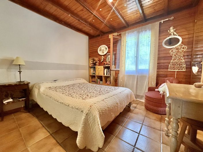 Image No.4-4 Bed House for sale