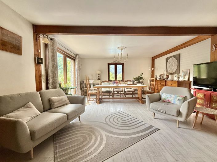 Image No.3-4 Bed House for sale