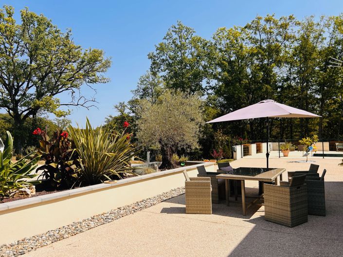 Image No.10-4 Bed House for sale