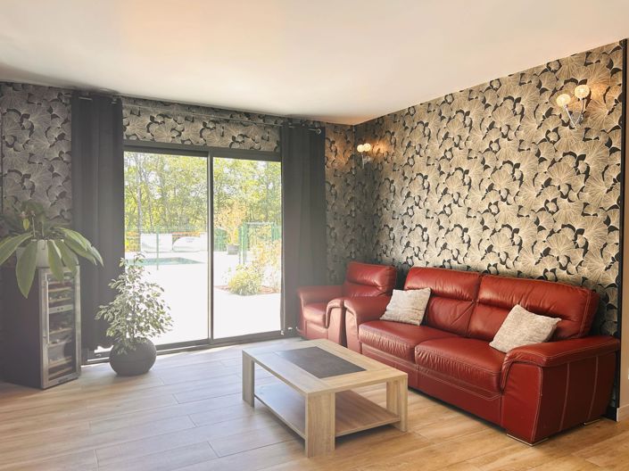 Image No.5-4 Bed House for sale