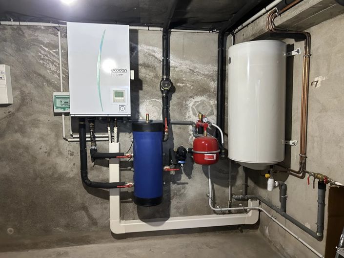 Image No.9-2 Bed Village House for sale