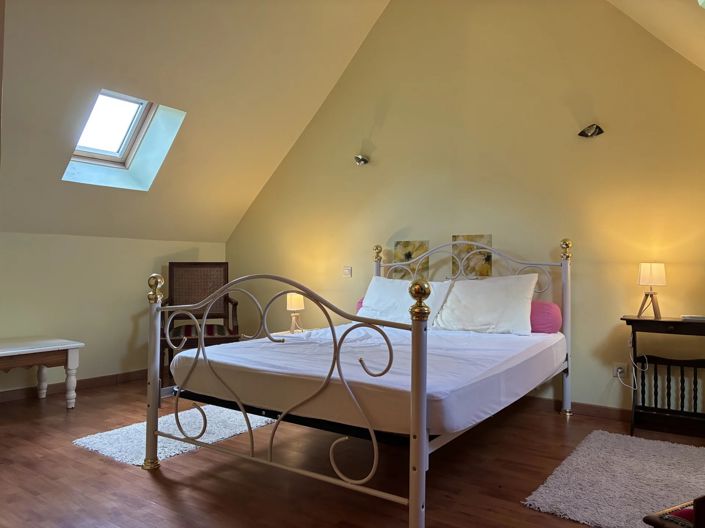 Image No.13-7 Bed House for sale