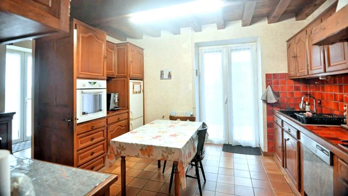 Image No.8-3 Bed House for sale