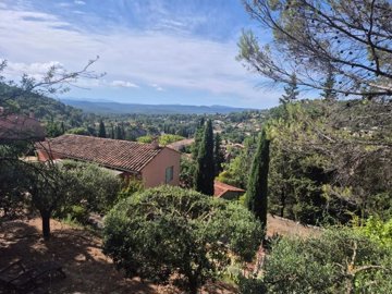 f1200249f9f75d21416549b142eea670081697879b160