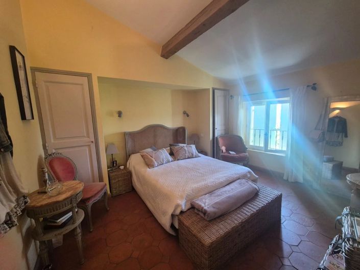 Image No.15-2 Bed House for sale