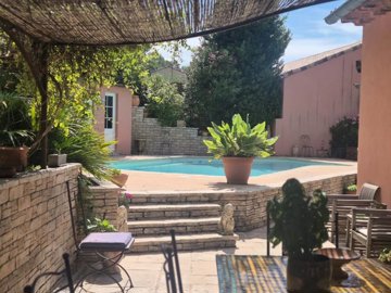 255144c4a42311eff4ff057e8d0d10d253a00ba63c160