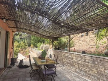 51b0e4a90a70782ebe3cb7636f657a3c74e7a4856c160