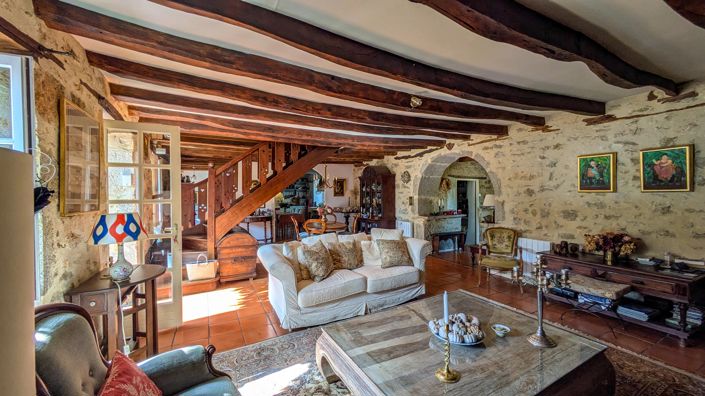 Image No.3-6 Bed House for sale