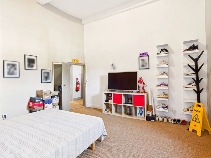 Image No.15-11 Bed House for sale