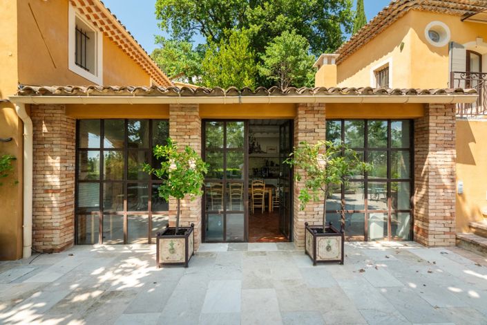 Image No.3-6 Bed House for sale