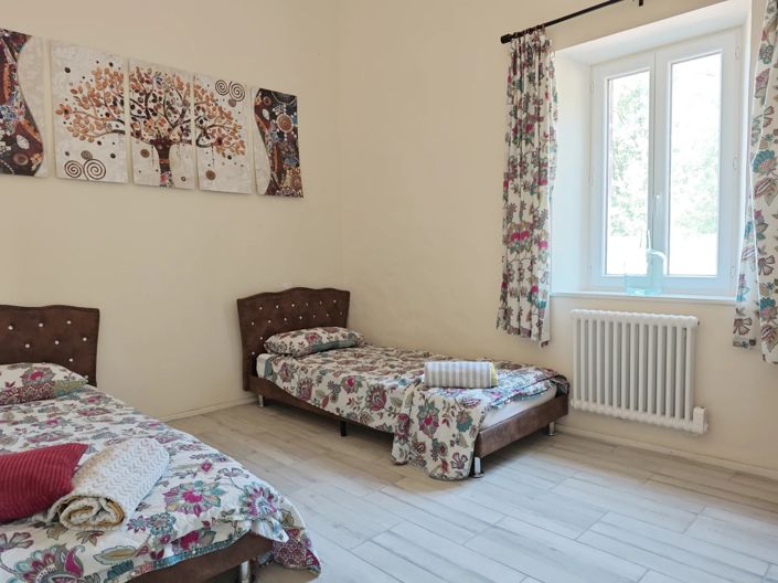 Image No.11-5 Bed House for sale