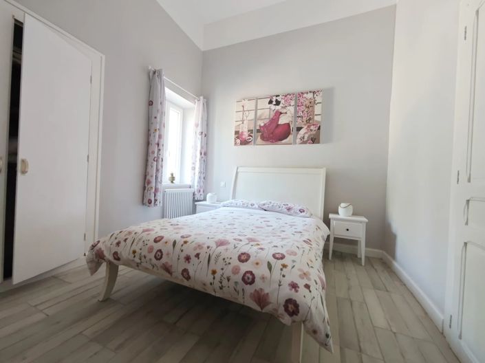 Image No.14-5 Bed House for sale