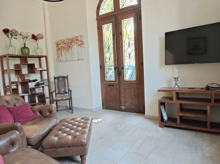 Image No.6-5 Bed House for sale