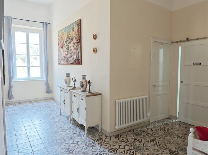 Image No.9-5 Bed House for sale