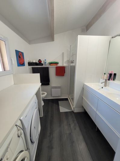 Image No.15-3 Bed House for sale