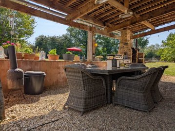 cd7e9c24d63312a86e135b6201e854111a0eea24c2192