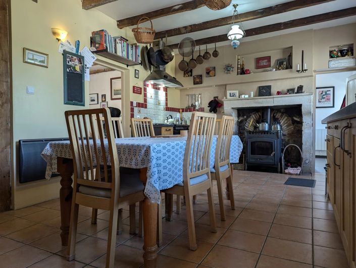 Image No.4-3 Bed Village House for sale