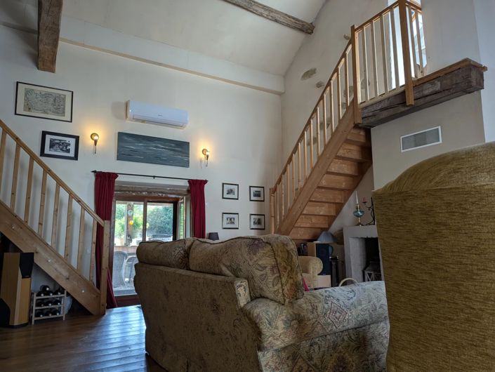 Image No.8-3 Bed Village House for sale