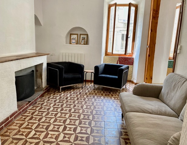 Image No.9-3 Bed House for sale