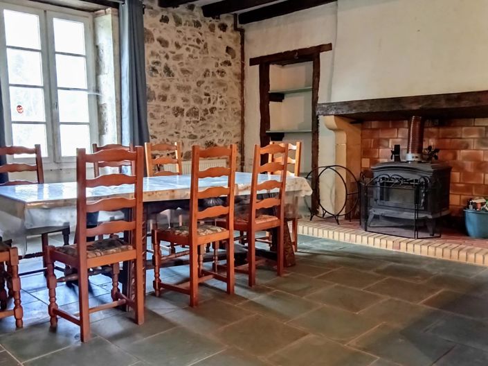 Image No.3-3 Bed Farmhouse for sale