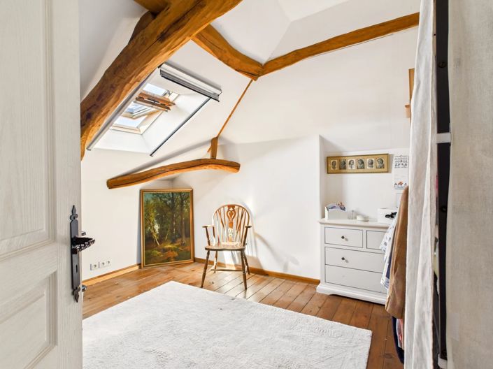 Image No.11-3 Bed House for sale