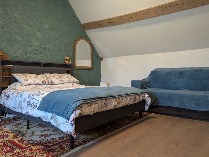 Image No.10-4 Bed Village House for sale