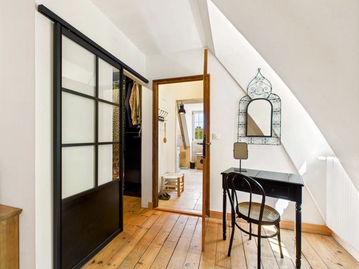 Image No.10-4 Bed House for sale