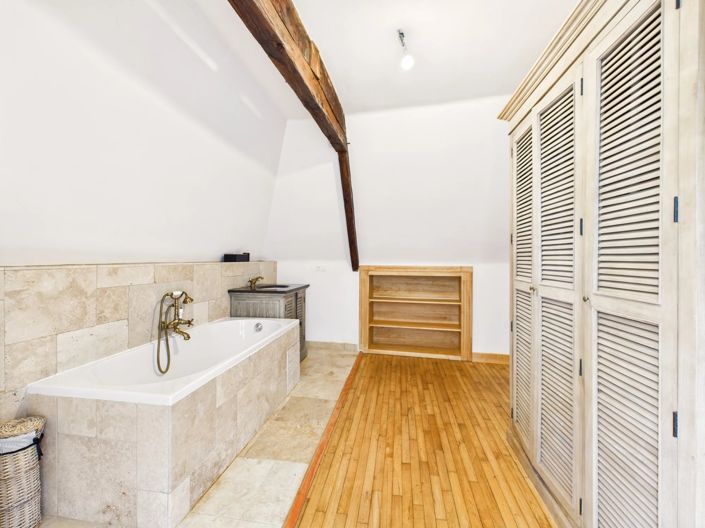 Image No.13-4 Bed House for sale