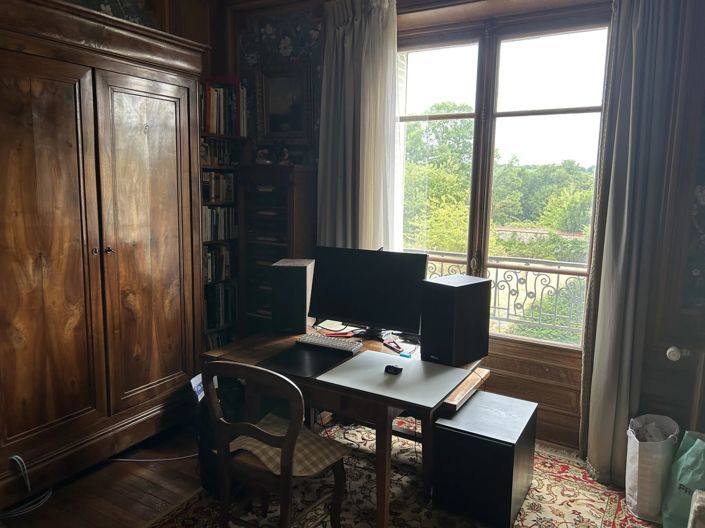 Image No.6-6 Bed House for sale