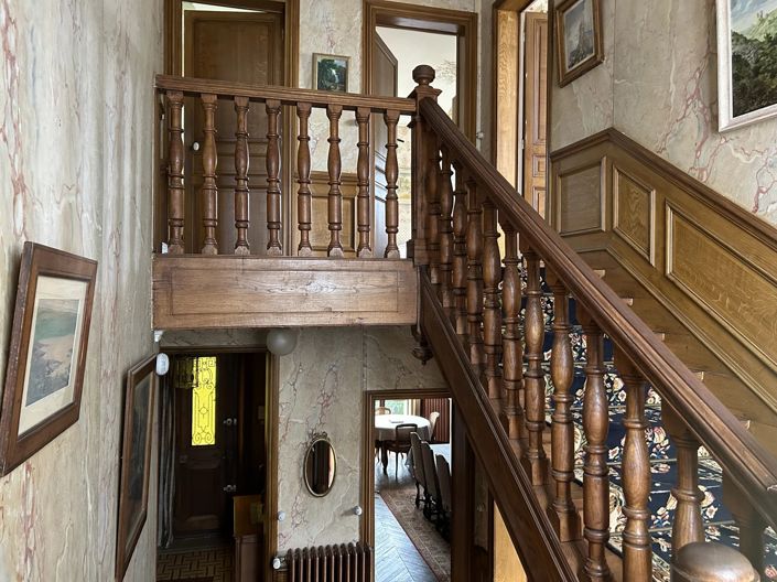 Image No.7-6 Bed House for sale