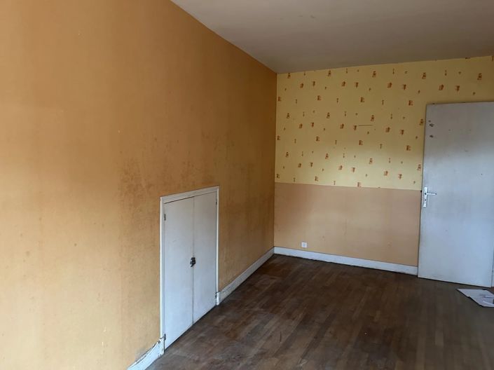 Image No.12-3 Bed Village House for sale