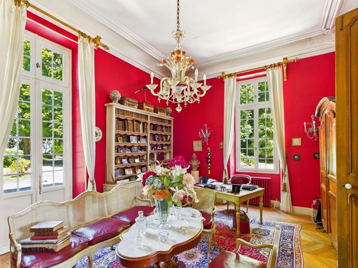 Image No.2-19 Bed House for sale