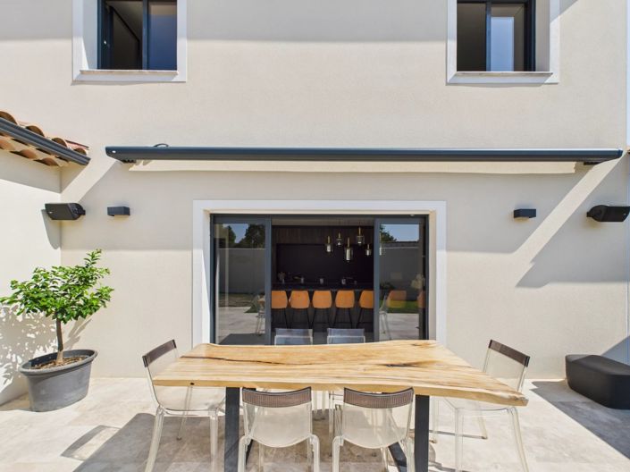 Image No.5-4 Bed Property for sale