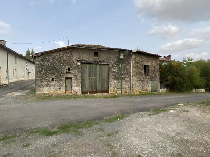 Image No.11-2 Bed House for sale