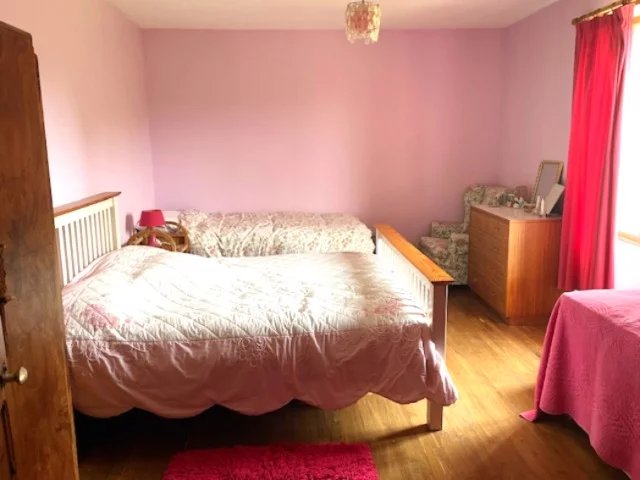 Image No.8-3 Bed House for sale