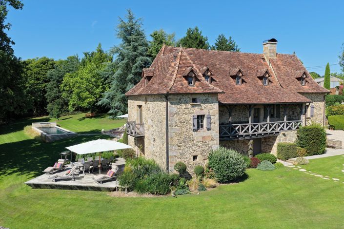 Image No.1-6 Bed House for sale