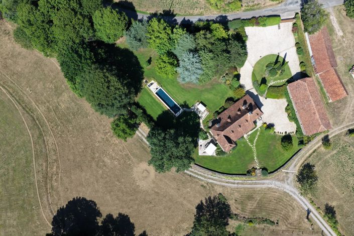 Image No.6-6 Bed House for sale