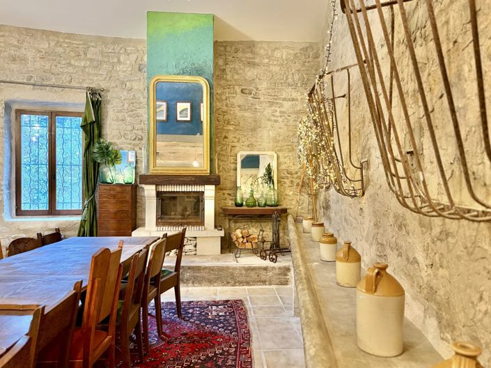 Image No.6-6 Bed House for sale