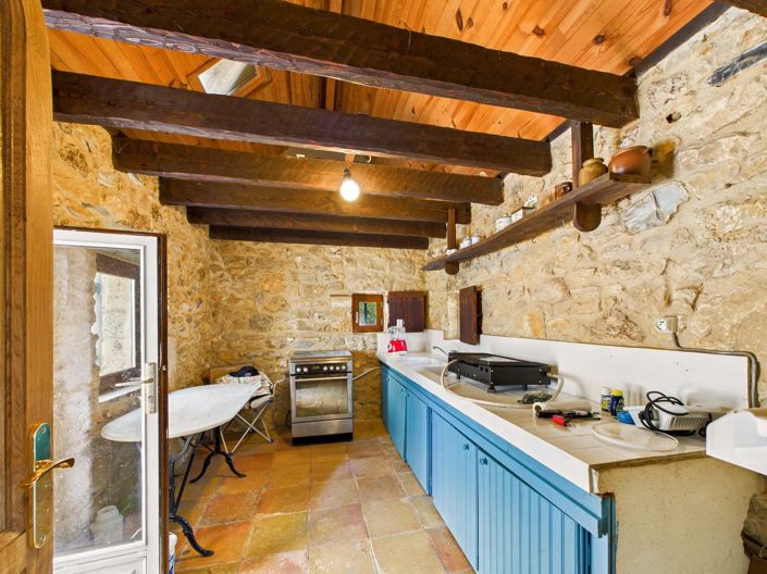 Image No.6-4 Bed House for sale