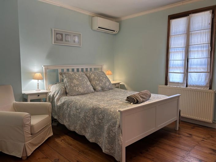 Image No.13-6 Bed House for sale