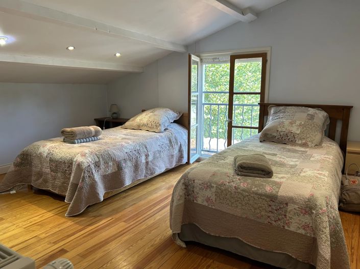 Image No.14-6 Bed House for sale