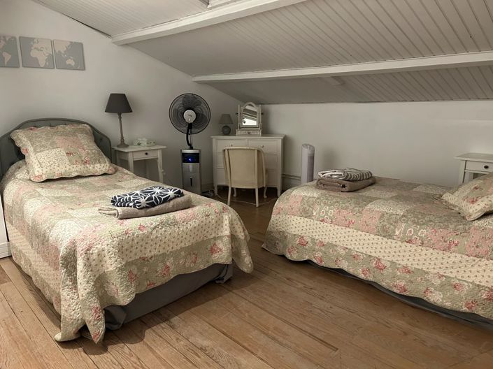 Image No.15-6 Bed House for sale