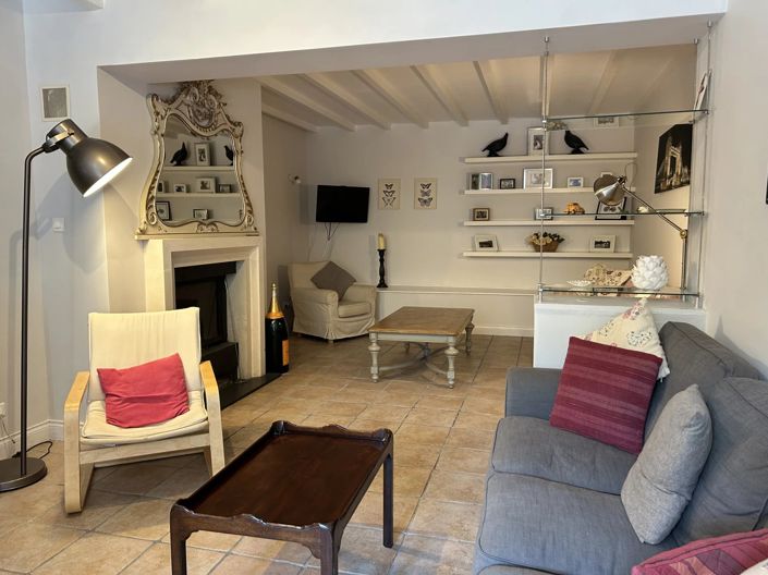 Image No.5-6 Bed House for sale