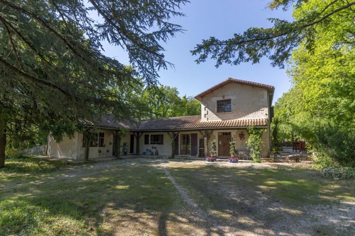 Image No.1-5 Bed House for sale