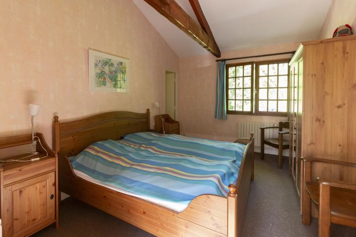 Image No.10-5 Bed House for sale