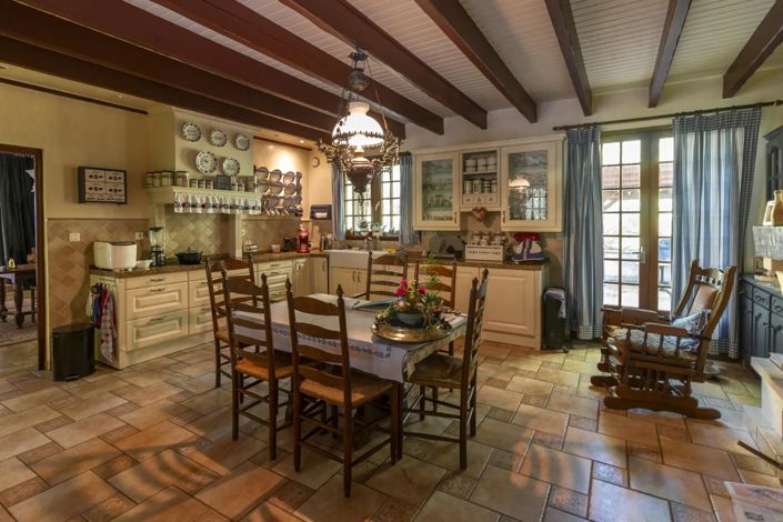 Image No.4-5 Bed House for sale