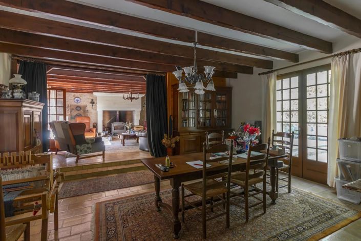 Image No.5-5 Bed House for sale